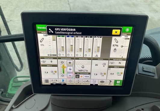 John Deere 6195R 6744778131477710 © GM Bilder