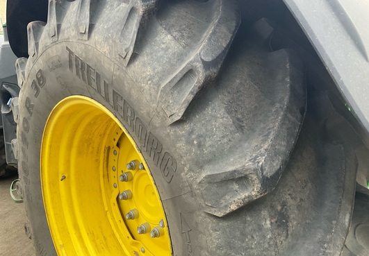 John Deere 6195R 6744778131477716 © GM Bilder