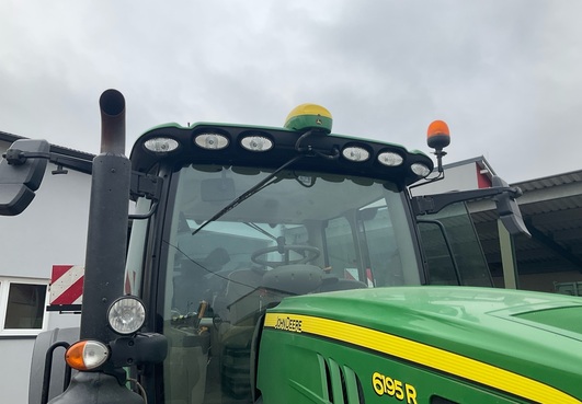 John Deere 6195R 6744778131477718 © GM Bilder