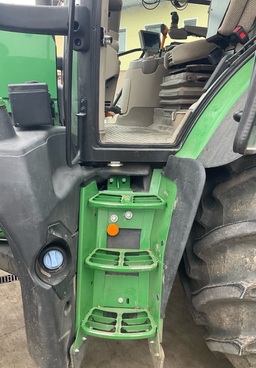 John Deere 6195R 674477813147774 © GM Bilder