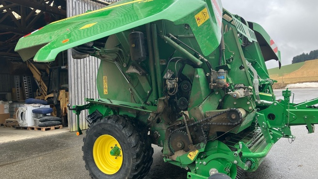 John Deere V461R 6750536288831859 © GM Bilder