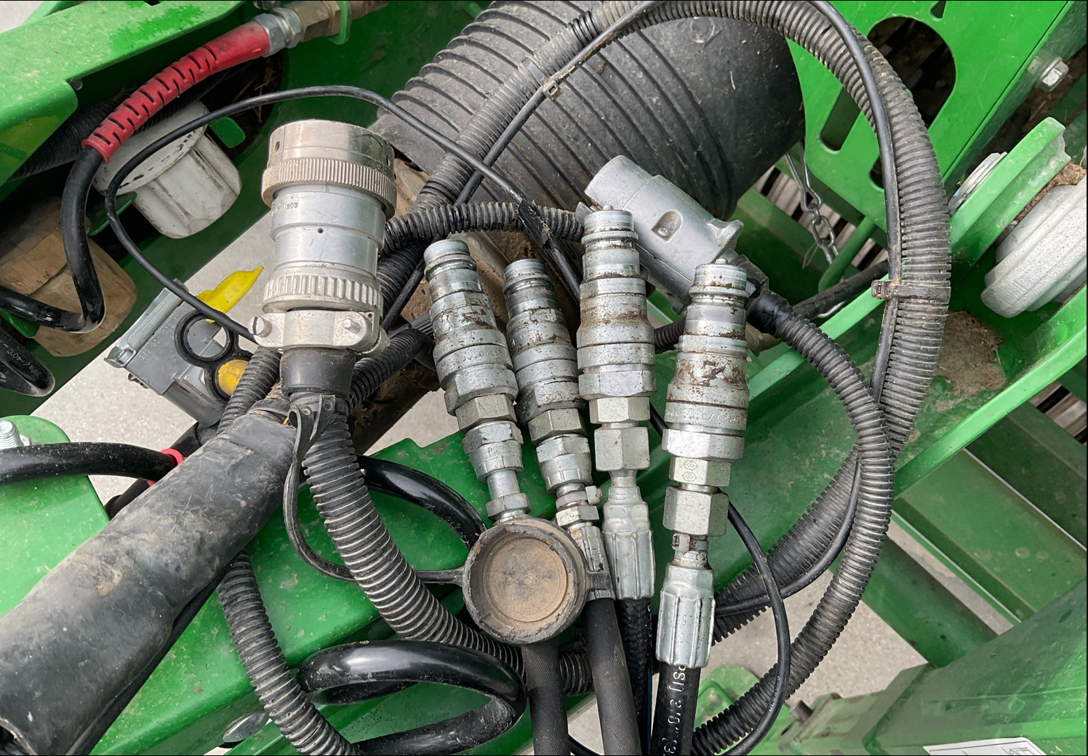 John Deere V461R 6750536288831862 © GM Bilder