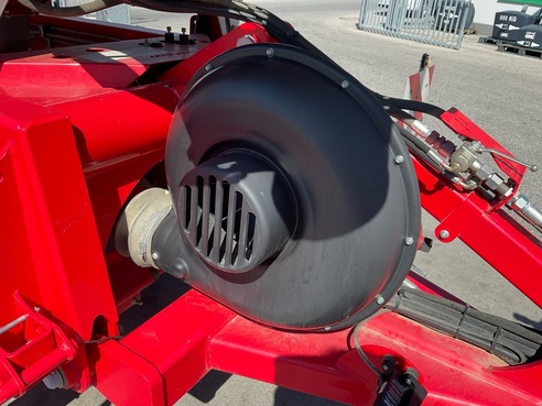 PÃ¶ttinger Terrasem R3 Artis Plus 675173771403649716 © GM Bilder