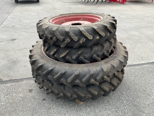 Fendt Fendt 280 S 230/95R44 und 9.5R28 675213863153422 © GM Bilder