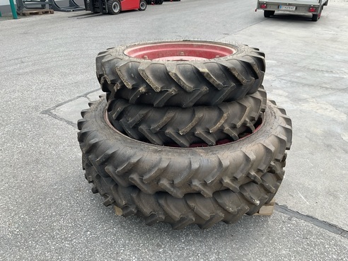 Fendt Fendt 280 S 230/95R44 und 9.5R28 675213863153425 © GM Bilder