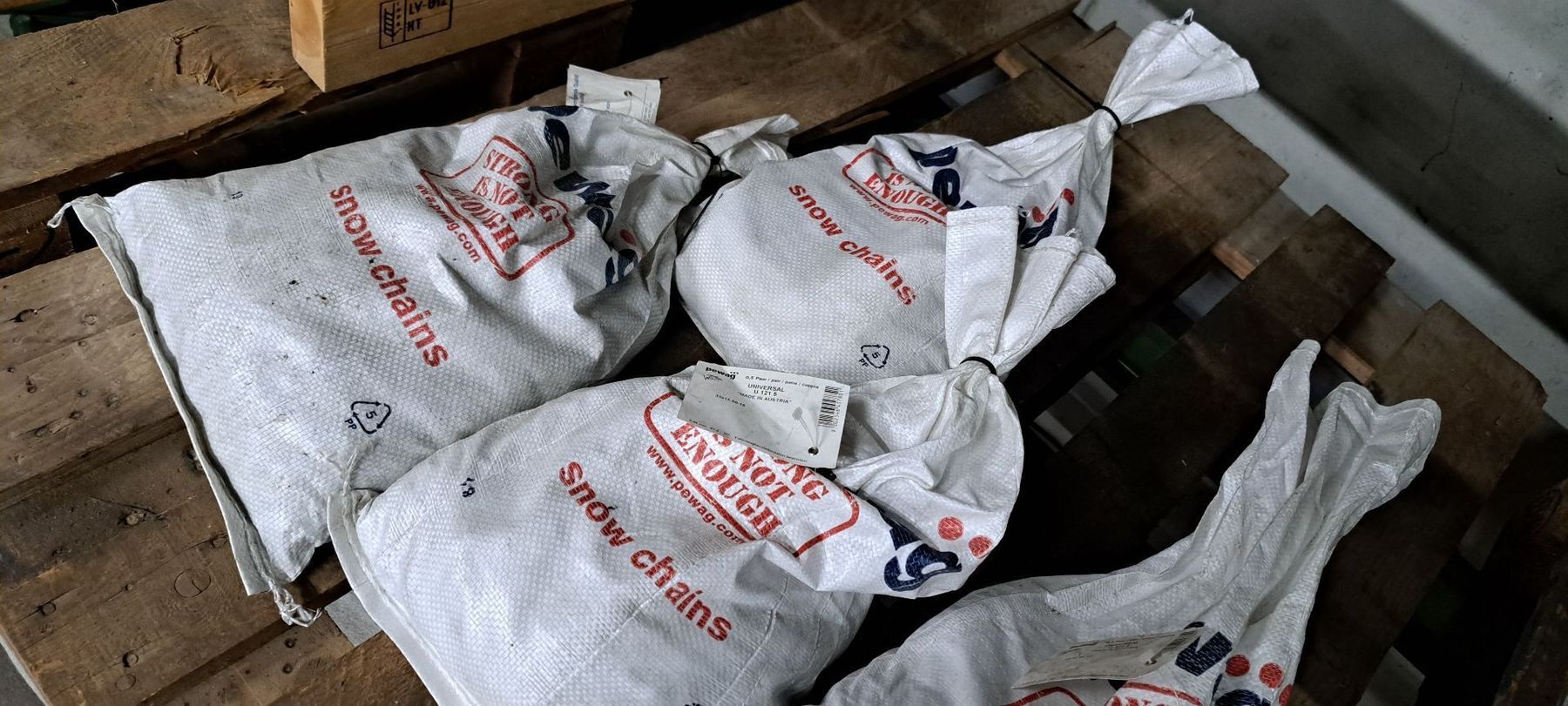 Pewag Universal U 121 5 zu 33 x 15.50 - 15 675677466190220 © GM Bilder