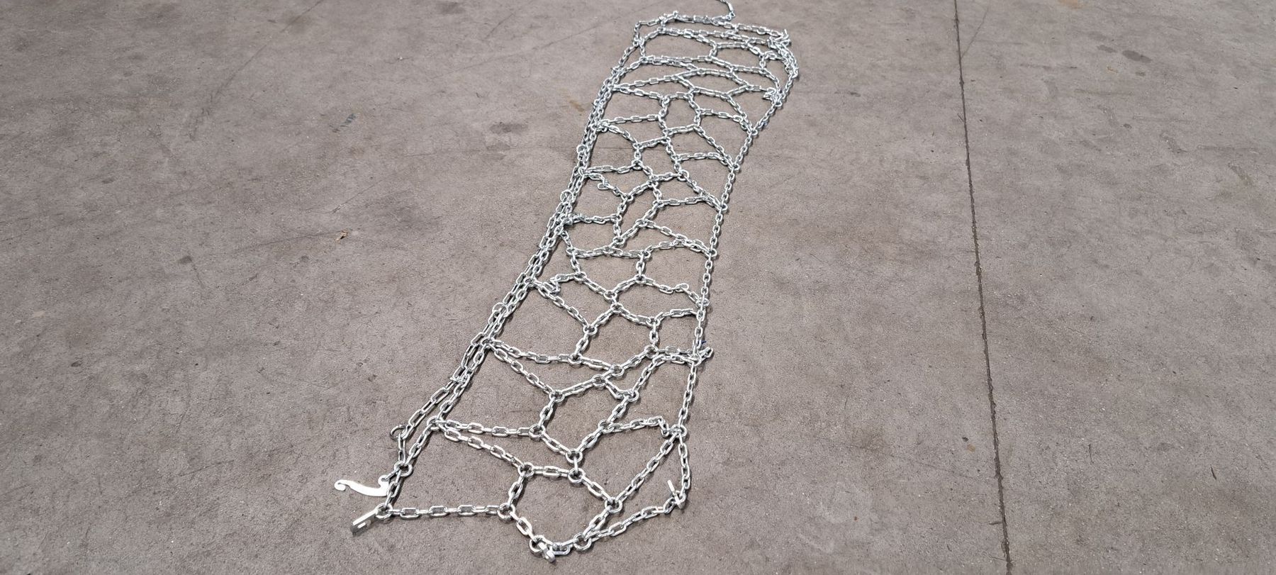 Pewag Universal U 121 5 zu 33 x 15.50 - 15 675677466190227 © GM Bilder