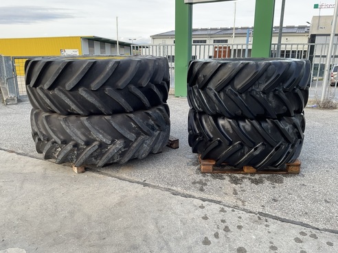 Michelin John Deere 650/65R42 und 600/65R28 67575392213311015 © GM Bilder