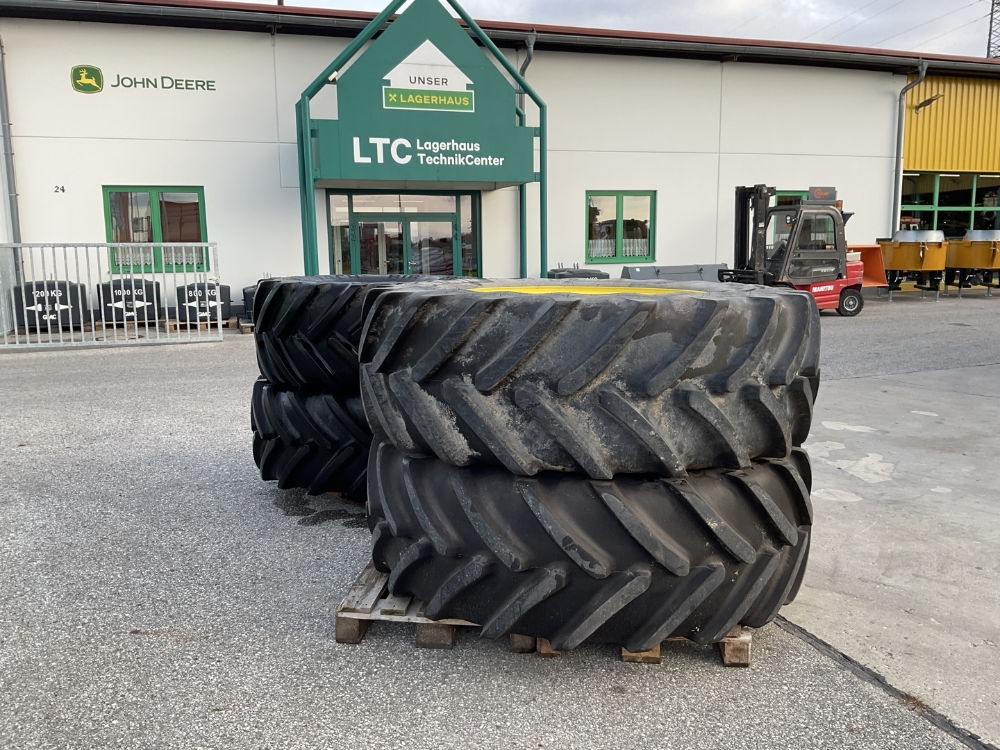 Michelin John Deere 650/65R42 und 600/65R28 6757539221331109 © GM Bilder