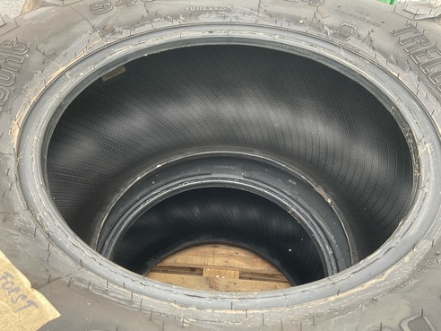 Trelleborg 540/65 R24 und 600/65 R38 677351327206354 © GM Bilder