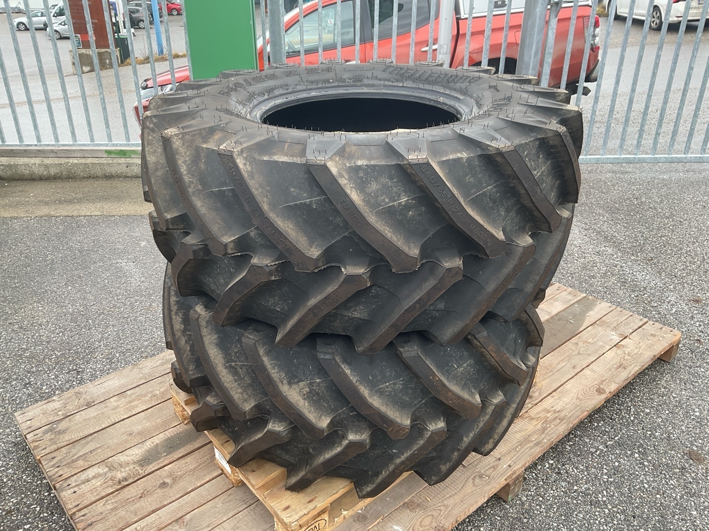 Trelleborg 540/65 R24 und 600/65 R38 677351327206357 © GM Bilder