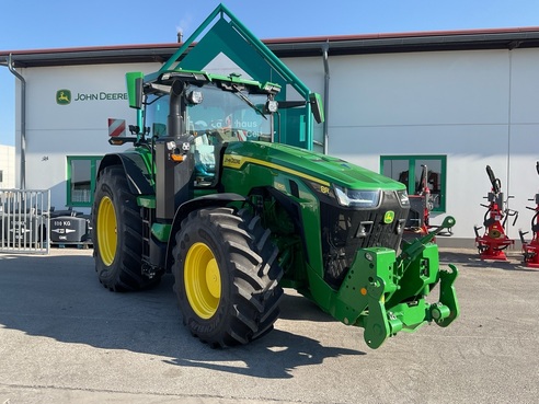 John Deere 8R 410 677395313024101 © GM Bilder