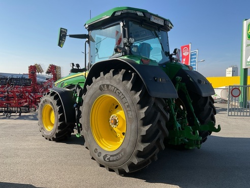 John Deere 8R 410 677395313024103 © GM Bilder