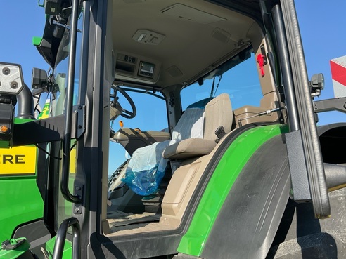 John Deere 8R 410 677395313024104 © GM Bilder