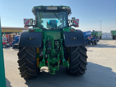 John Deere 8R 410 677395313024107 © GM Bilder