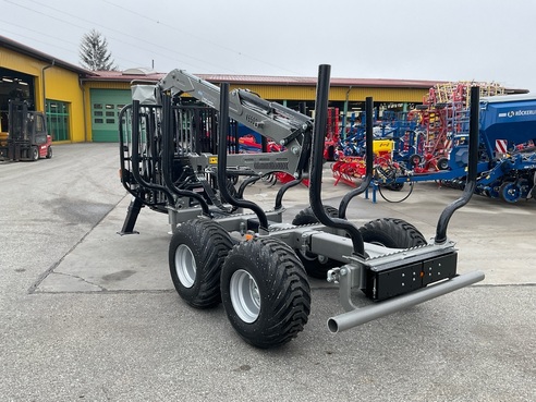 TREJON Multiforest MF 950 / V 6500 6783833040204673 © GM Bilder