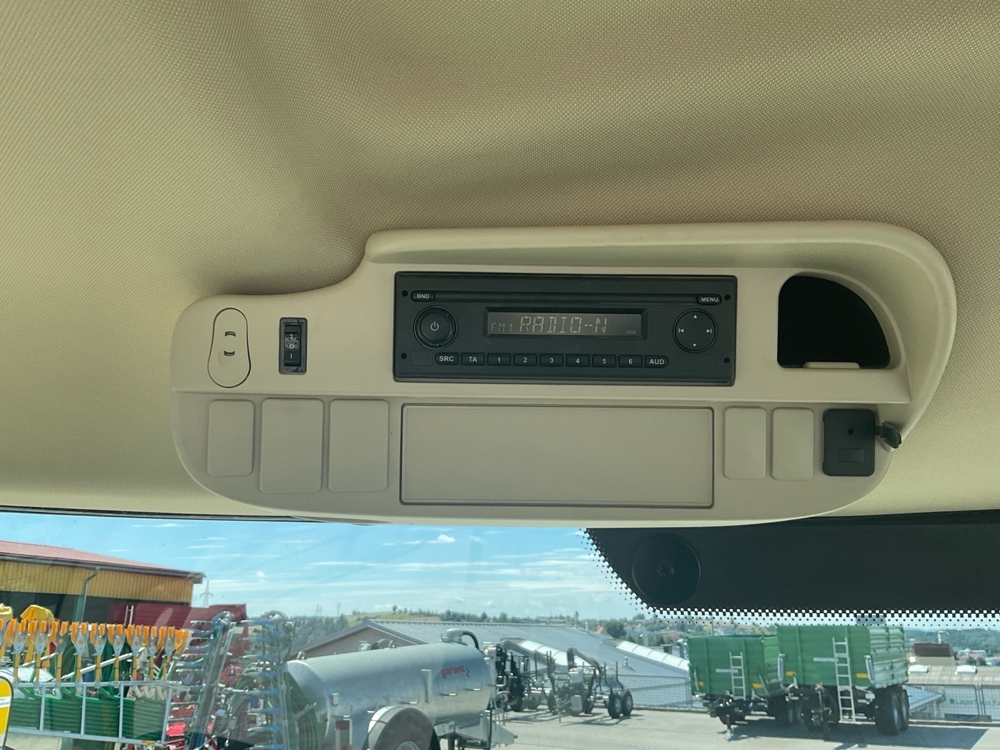 John Deere 6110R 6799827612225 © GM Bilder