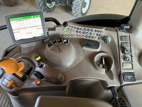 John Deere 6110R 6799827612240 © GM Bilder