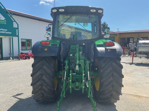 John Deere 6110R 679982761227 © GM Bilder