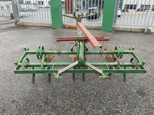 Feldherr Kartoffelhäufelgerät  68368546597189194 © GM Bilder