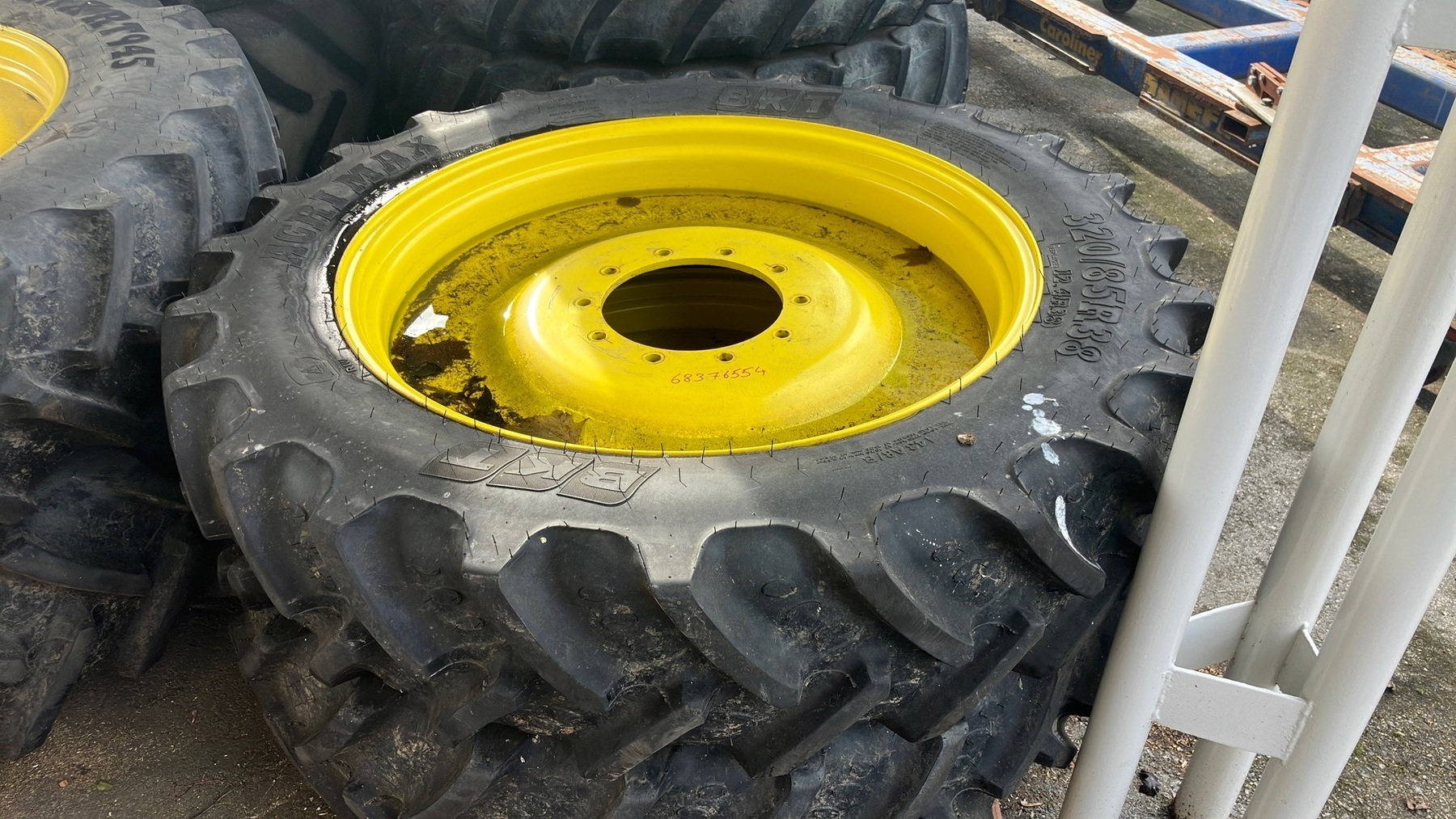 Trinker 380/90R50 und 320/85R38 683765545 © GM Bilder