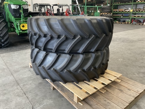 John Deere John Deere 540/65 R38 683843796 © GM Bilder