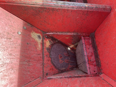 Kverneland UN 3000 686477907779270931610 © GM Bilder