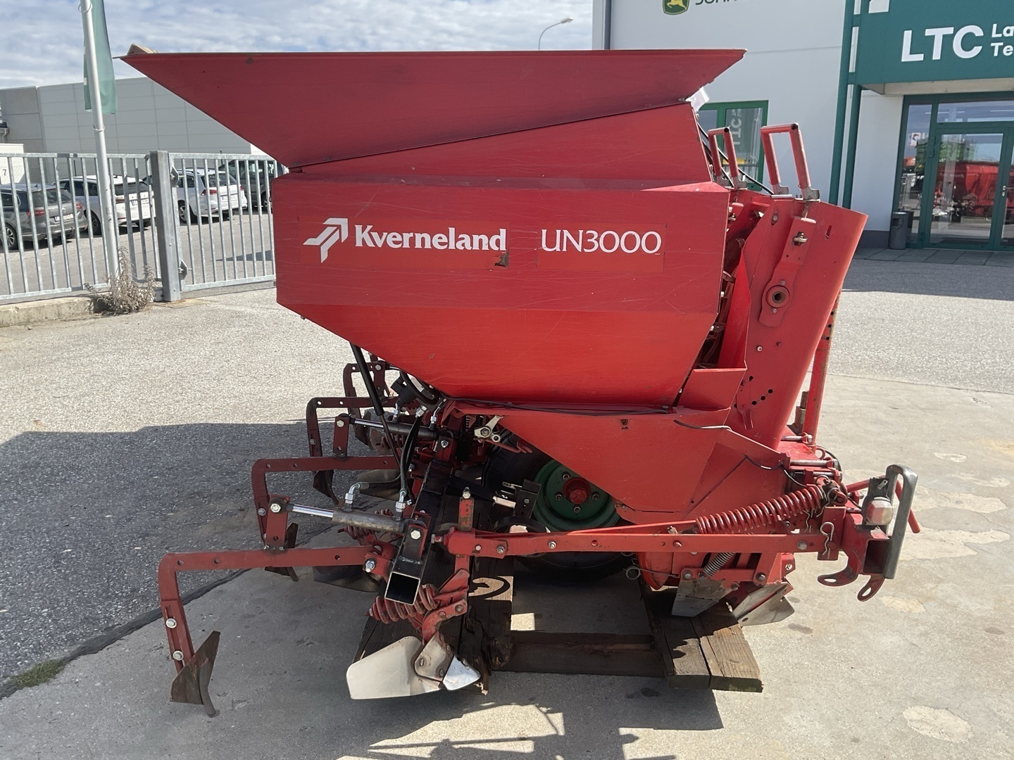 Kverneland UN 3000 68647790777927093165 © GM Bilder