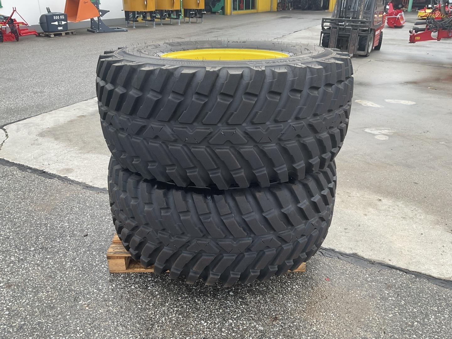 John Deere John Deere 540/65 R24 Nokian 687581512423607695 © GM Bilder