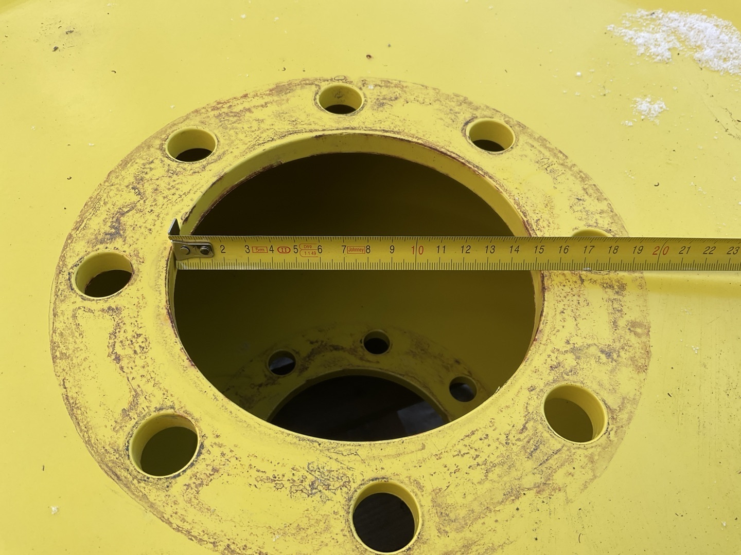 John Deere John Deere 320/95 R40 und 210/95 R 28 695307102239832013 © GM Bilder