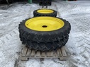 John Deere John Deere 320/95 R40 und 210/95 R 28 69530710223983205 © GM Bilder