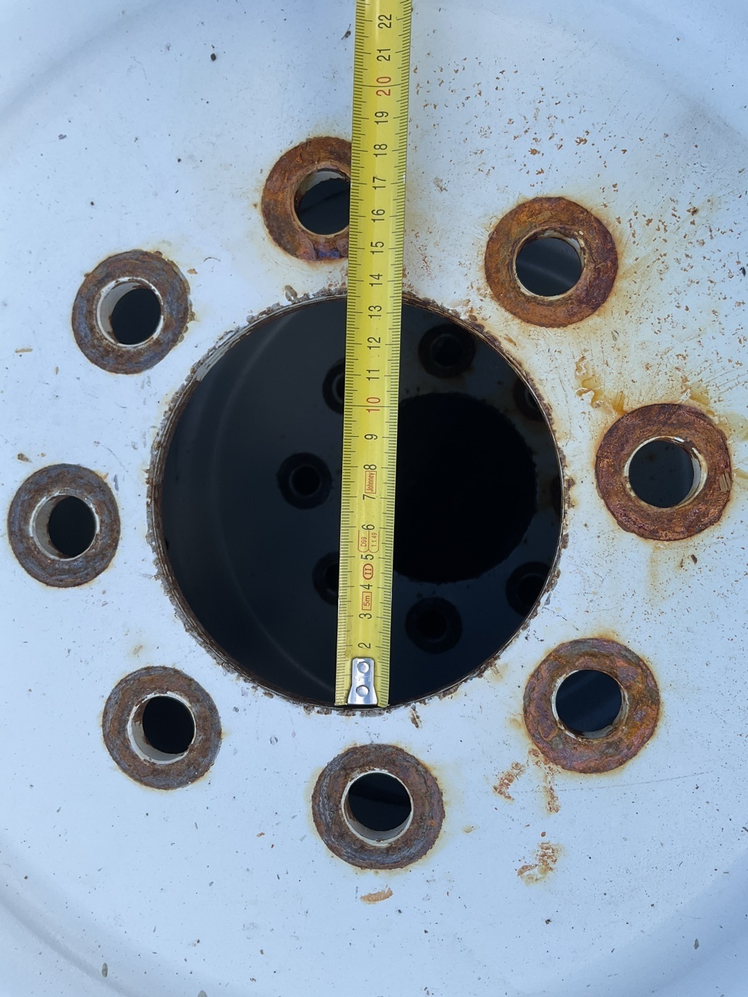 Steyr Steyr 340/85 R 46 und 320/85 R 32 6953290907427221815 © GM Bilder