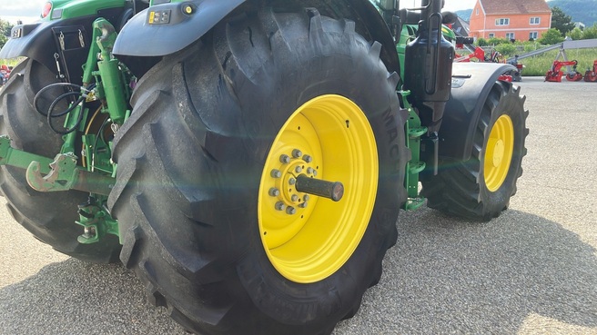 John Deere 6155R 65118936353710515 © GM Bilder