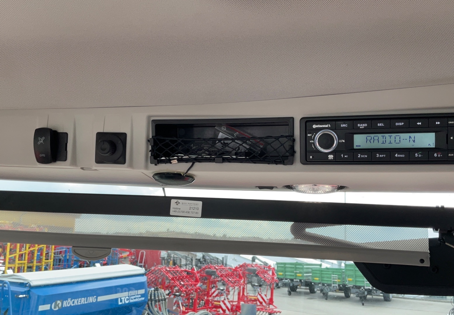 MASSEY FERGUSON  8S.225 Dyna E-Power EXC 655614708695112813 © GM Bilder