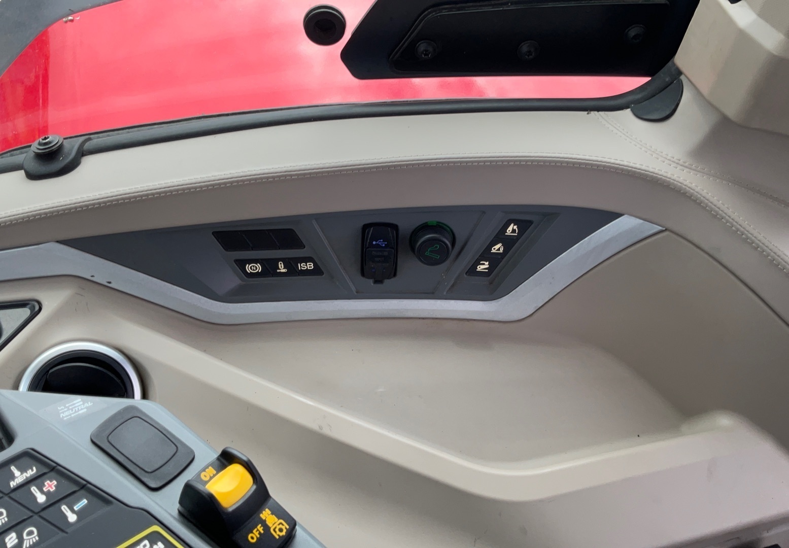 MASSEY FERGUSON  8S.225 Dyna E-Power EXC 655614708695112825 © GM Bilder