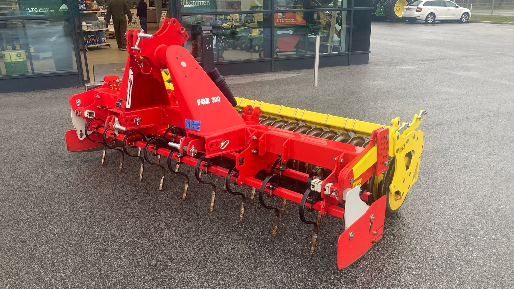 PÃ¶ttinger Fox 300 6742090326770640 © GM Bilder