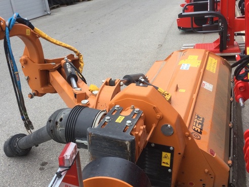 Berti Seiten Mulcher  6771047775153 © GM Bilder