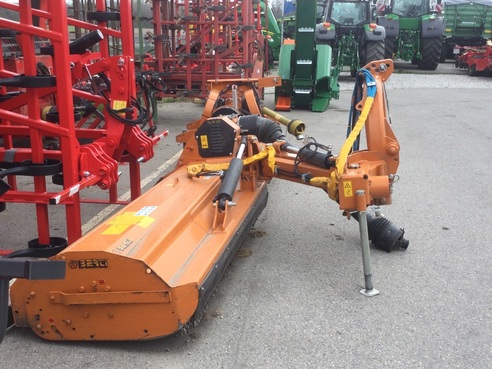 Berti Seiten Mulcher  6771047775155 © GM Bilder
