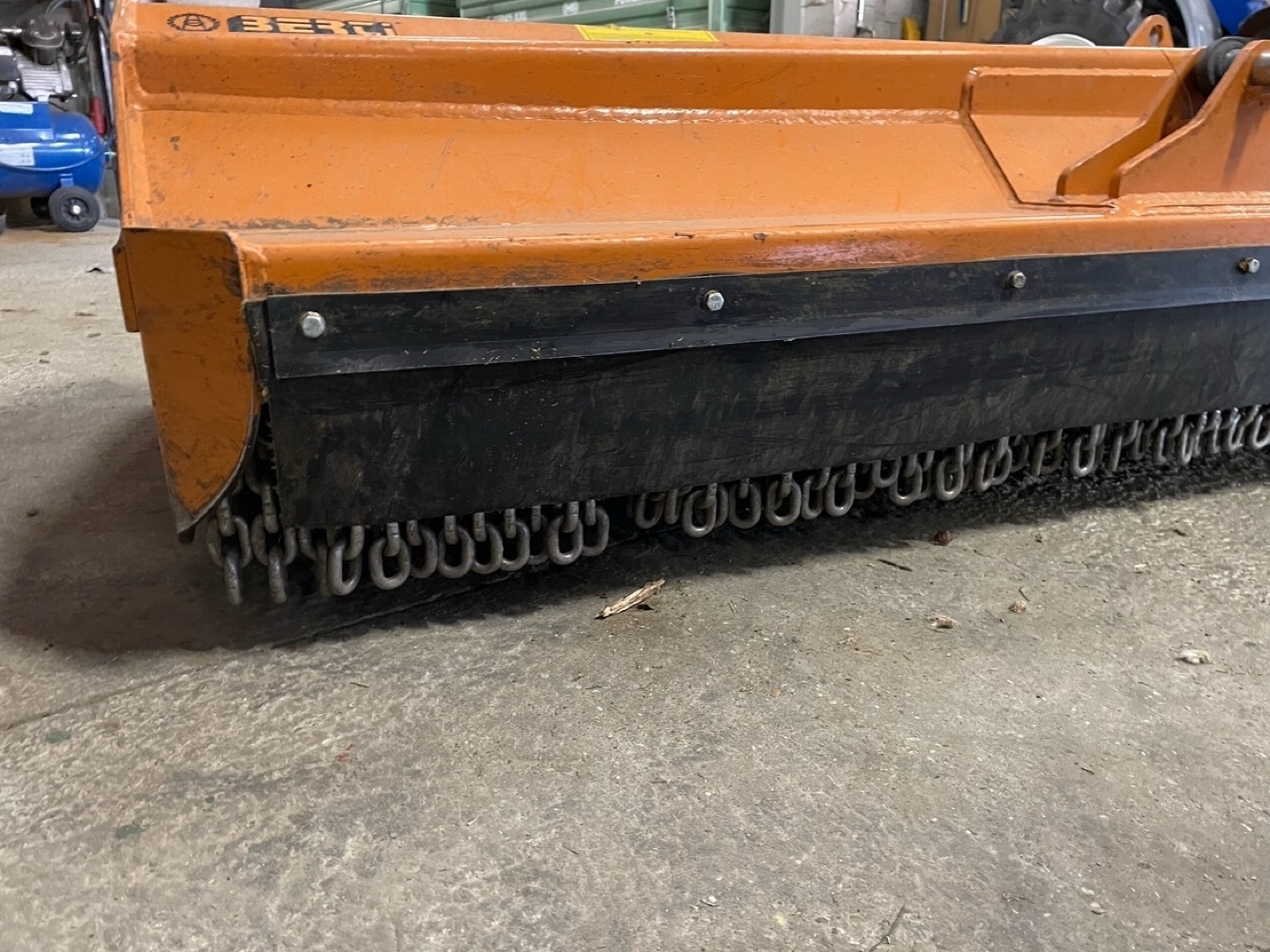 Berti Seiten Mulcher  6771047775158 © GM Bilder