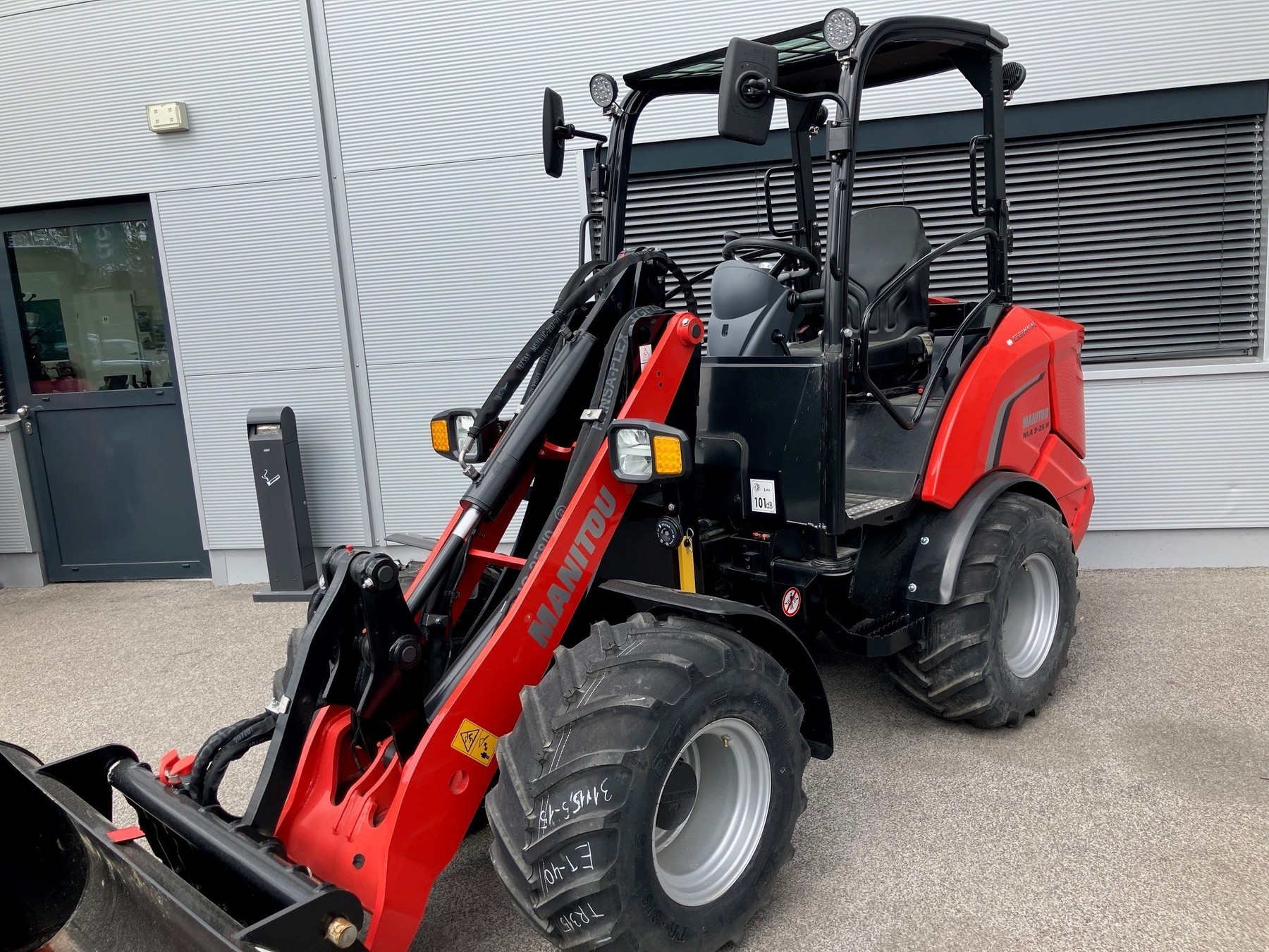 Manitou Manitou MLA 3-25 679624822583092850 © GM Bilder