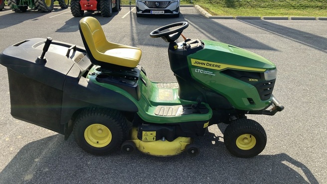 John Deere X167R 6824511080294778295 © GM Bilder
