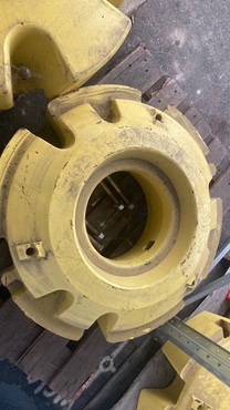 John Deere Radgewichte 625 KG 683483513 © GM Bilder
