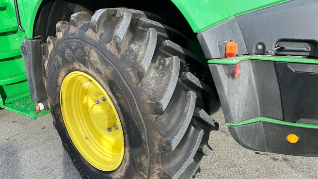 John Deere 8500i 6837385114 © GM Bilder