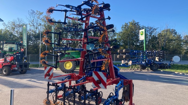 Hatzenbichler Hackgerät 9r  683785462 © GM Bilder