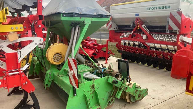 Diverse Info Rototiller  683884620 © GM Bilder