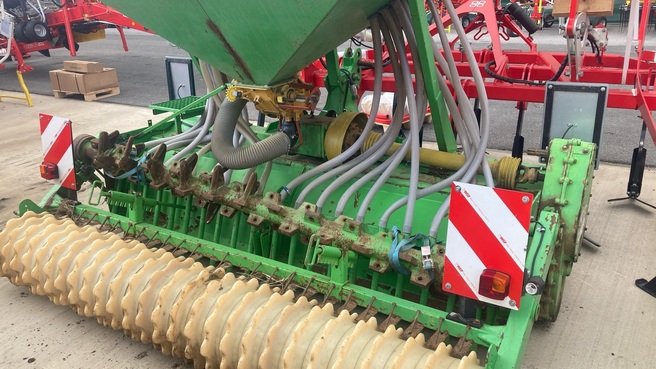 Diverse Info Rototiller  683884626 © GM Bilder