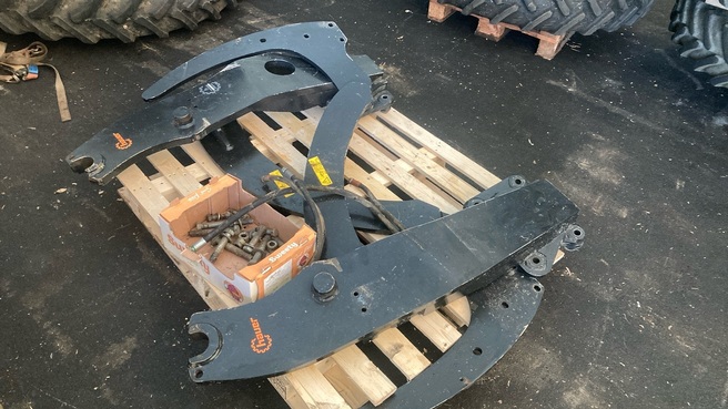 HAUER Konsole zu Fendt 716 820 683884638 © GM Bilder