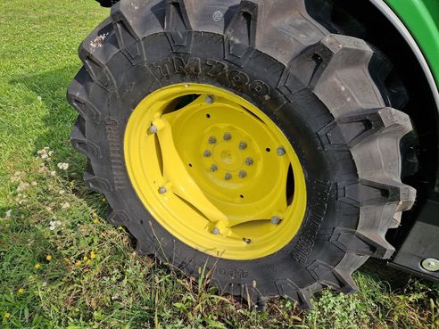 John Deere 5105GN 68662372137912 © GM Bilder