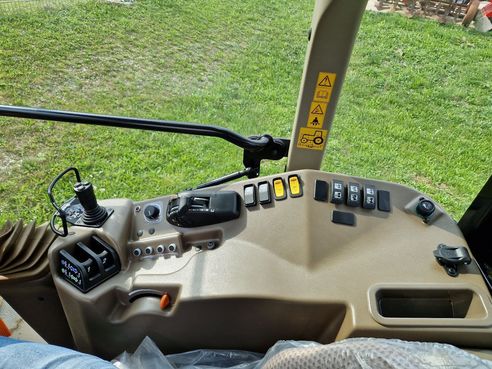 John Deere 5105GN 68662372137916 © GM Bilder