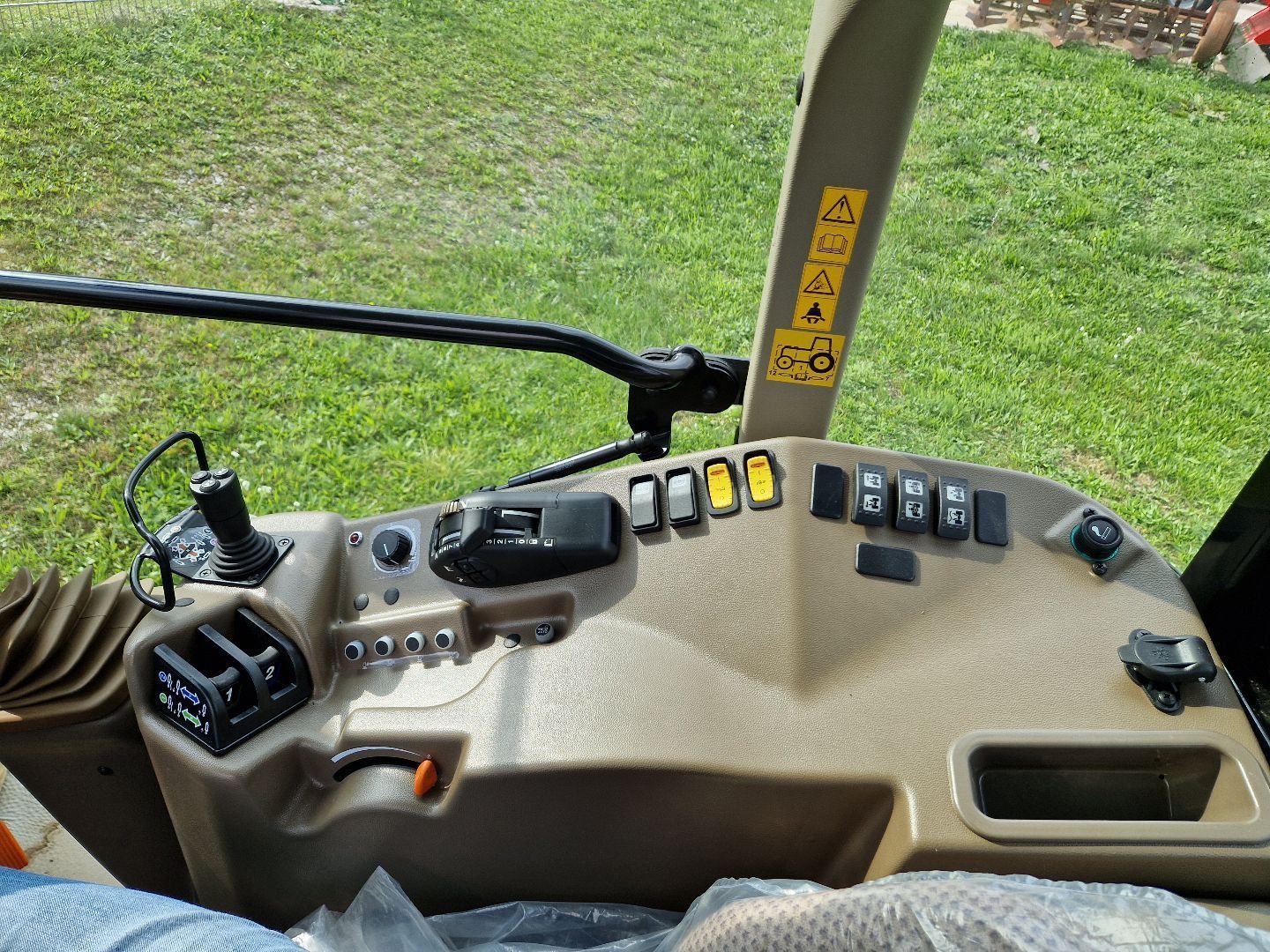 John Deere 5105GN 68662372137916 © GM Bilder